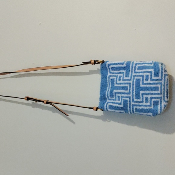 Tory Burch Towel Phone Blue  Crossbody - Picture 1 of 9